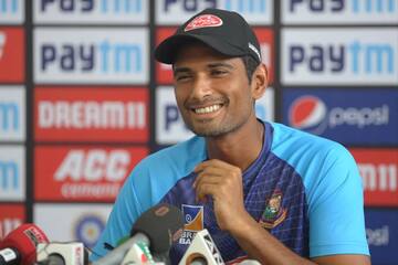 Bangladesh coach compares Mahmudullah with MS Dhoni